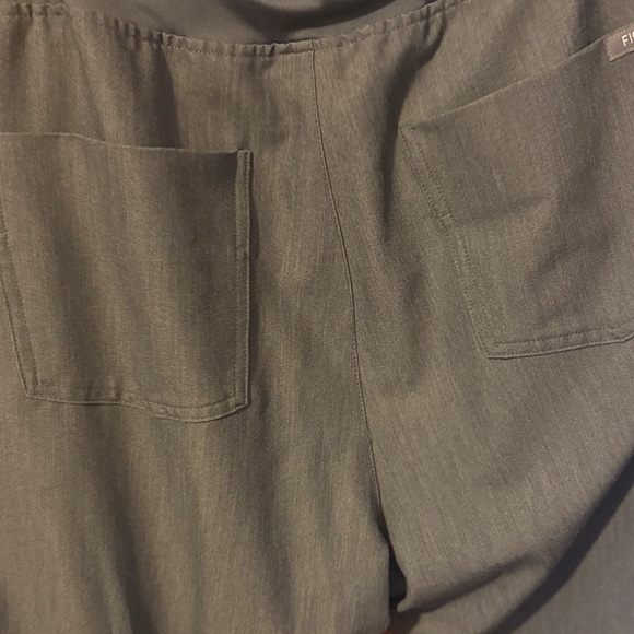 Gray Scrub Pants with Teal Drawstring - Picture 4 of 5